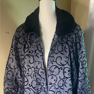 Women’s Vintage London Fog Gray Jacket Black Trim & Lining Size. Med Pre-Owned